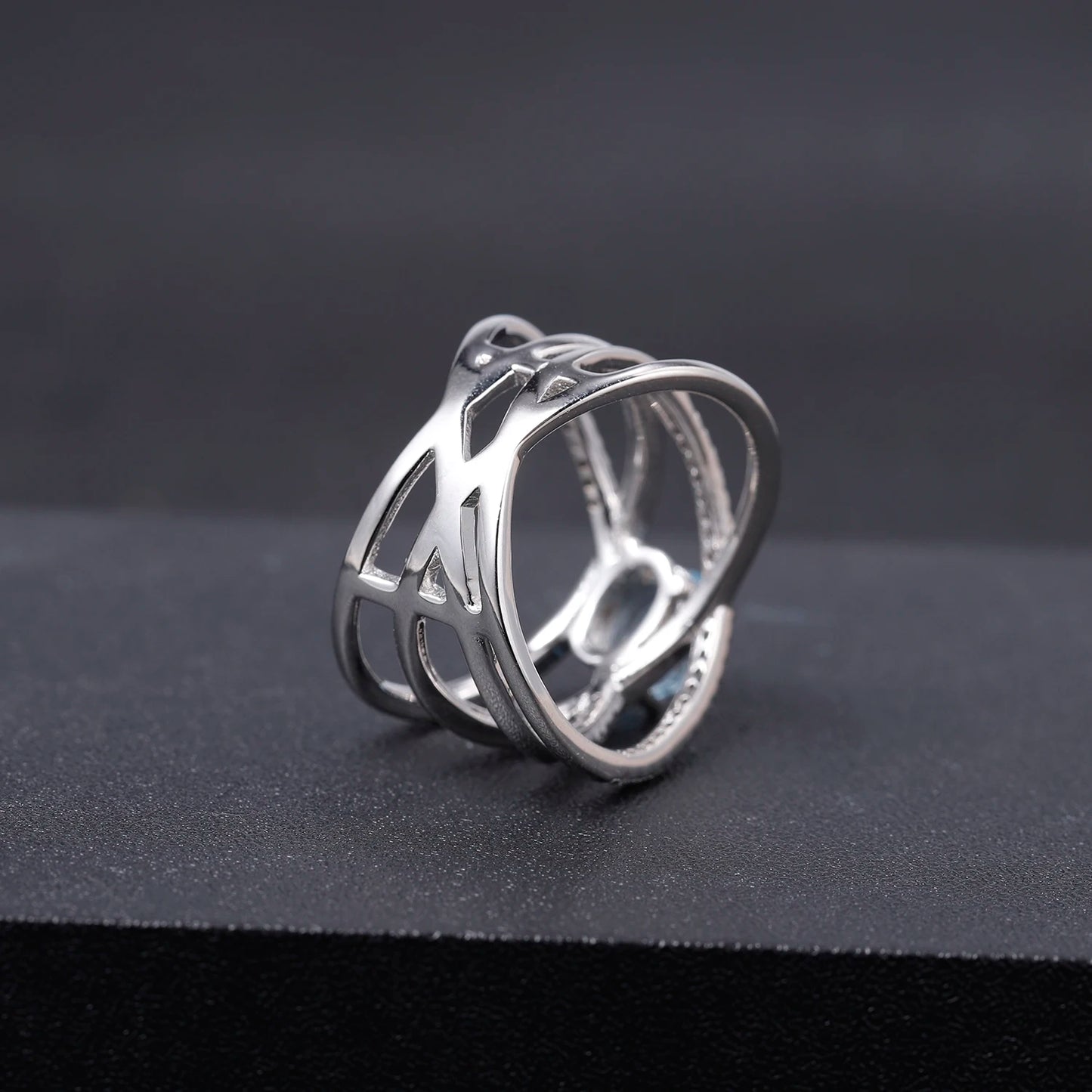 925 Sterling Silver Criss-Cross Finger Ring